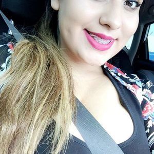 Meet your Posher, Adriana